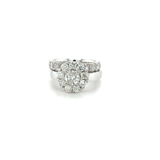 Halo Diamond Ring Set