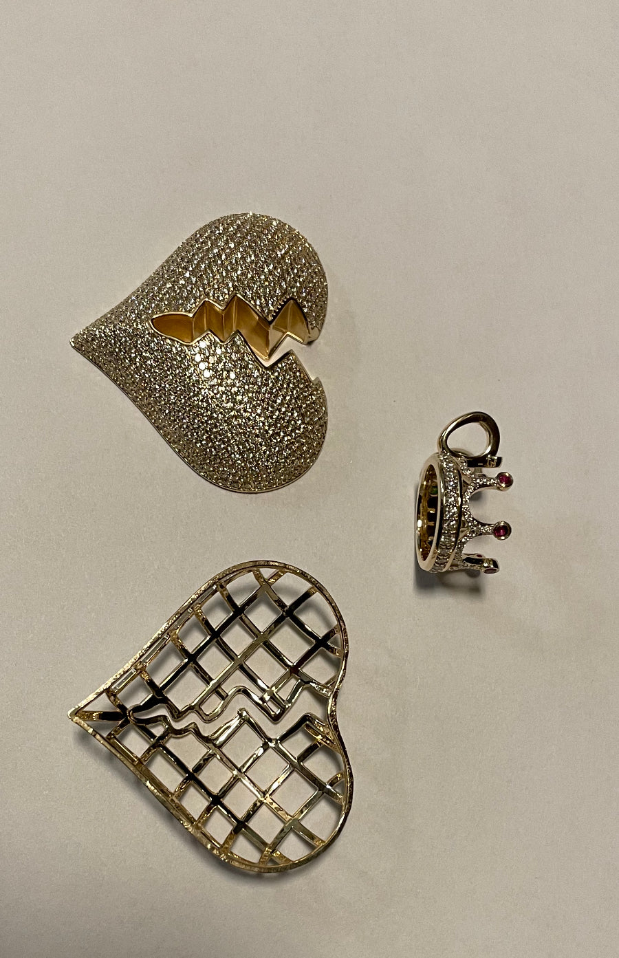 Queen of Hearts Pendant